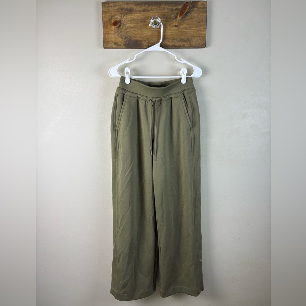 ATHLETA Allure Small High Rise Wide Leg Breathable Soft Sweatpants Olive Branch